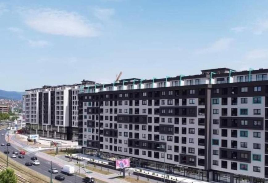 Bulevar Apartment *